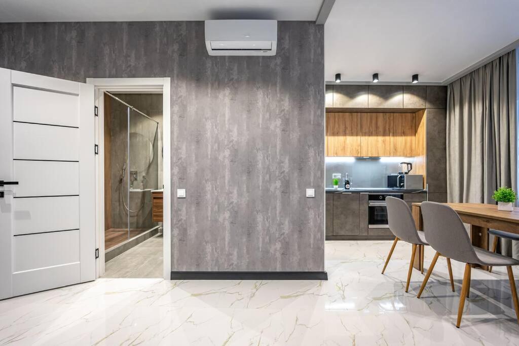 Новейшая Квартира Возле Моря Odessa Exterior foto